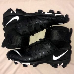 Football cleats